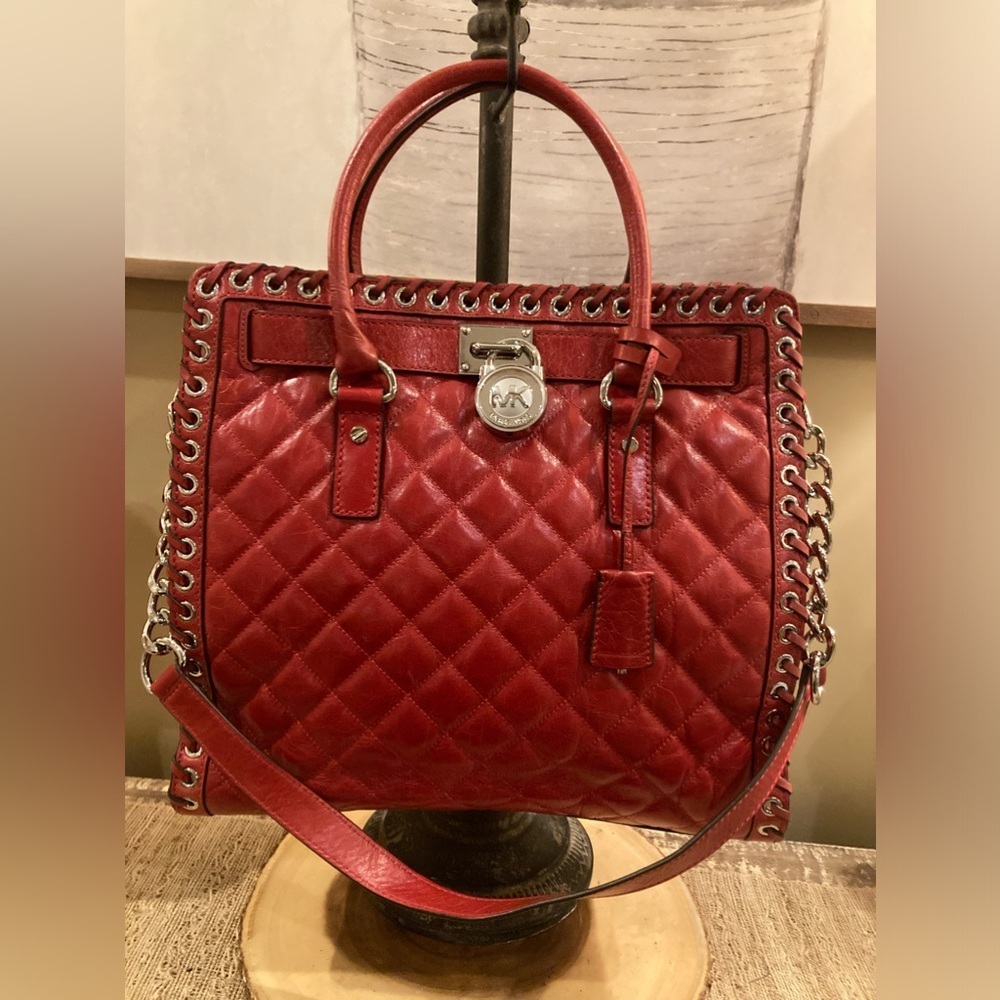 MICHAEL KORS HIPPIE GROMMET HAMILTON SATCHEL TOTE QUILTED LG CROSSBODY‎ RED $458 - Picture 2 of 11